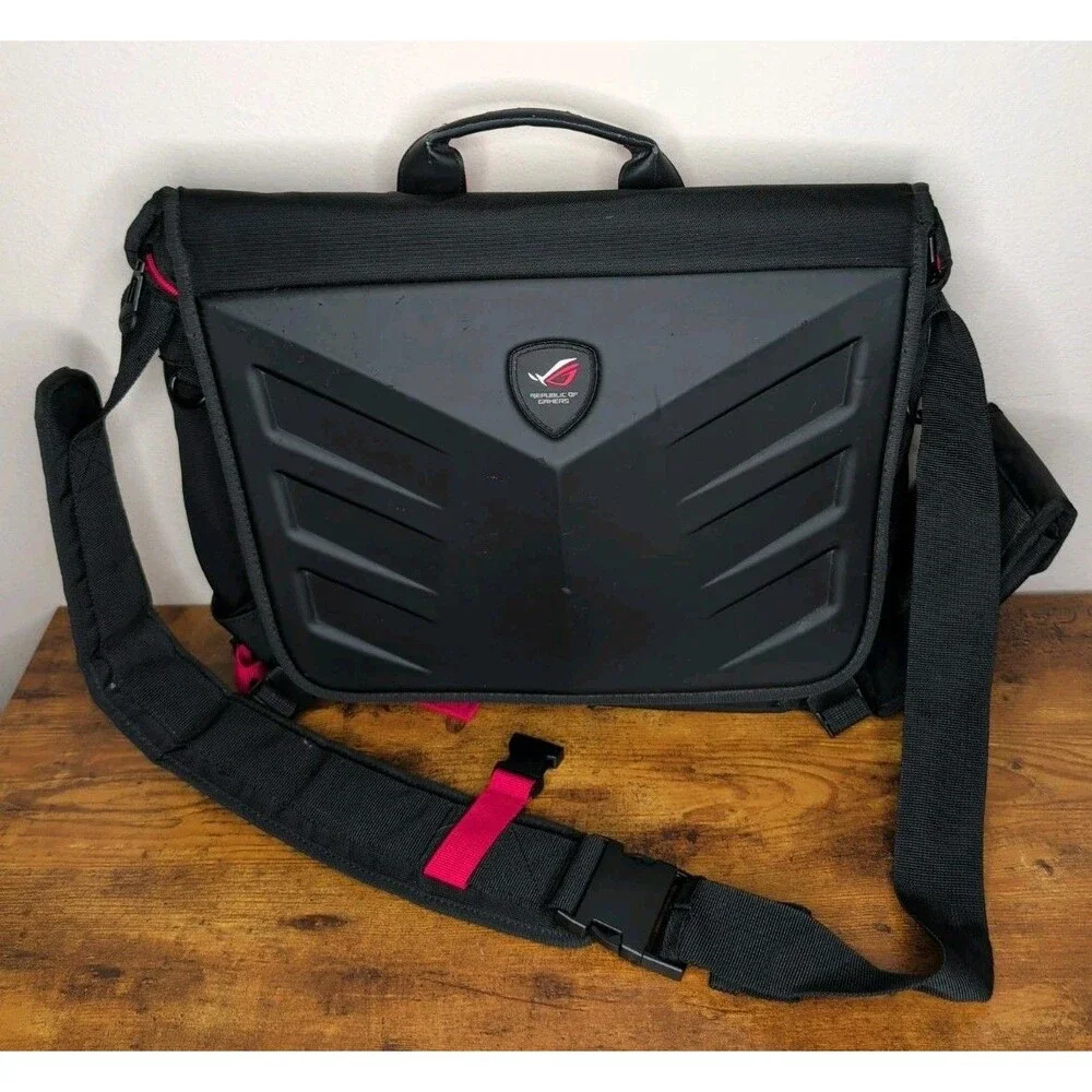 ASUS Republic of Gamers (ROG) Ranger Gaming Messenger Laptop Bag
